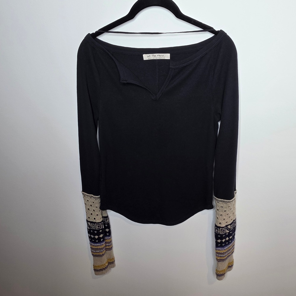 We The‎ Free Sweater Womens Medium